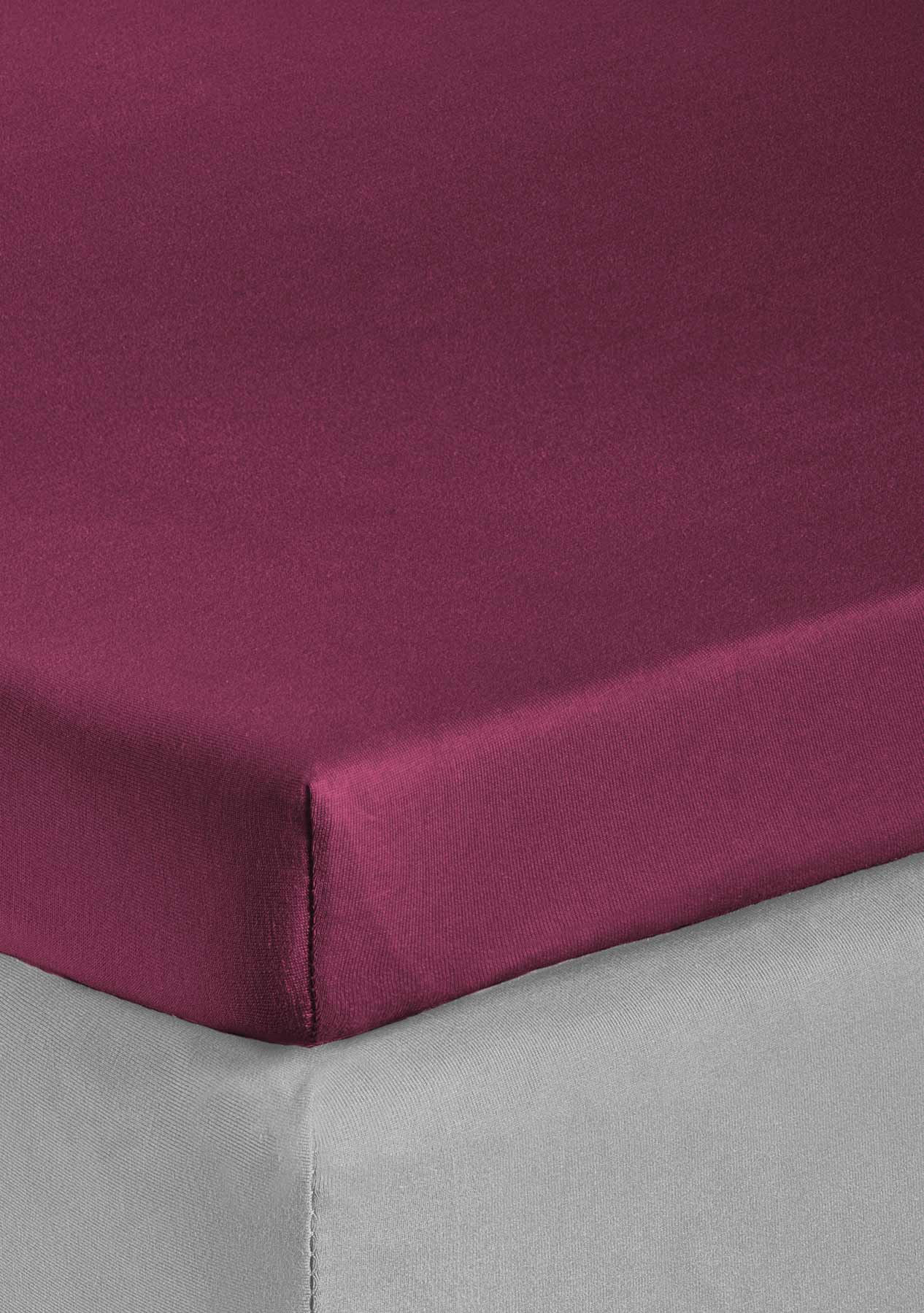 Vario-Stretch fitted sheet for topper with extra length XL