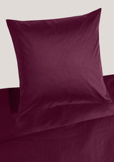 Precious plain satin bed linen with zipper