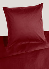 Precious plain satin bed linen with zipper