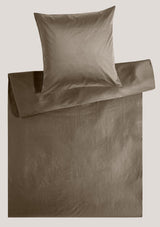 Precious plain satin bed linen with zipper