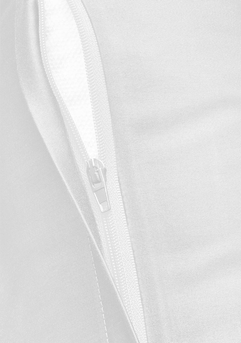 Precious plain satin bed linen with zipper