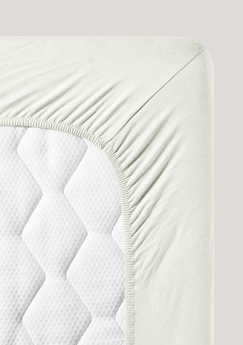 Exclusive-stretch fitted sheets L
