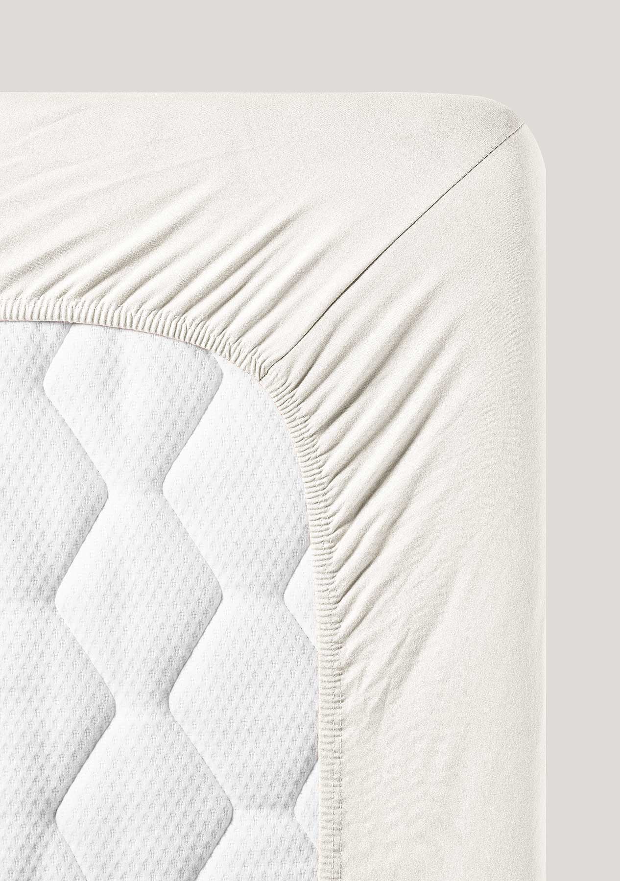 Exclusive-stretch fitted sheets L